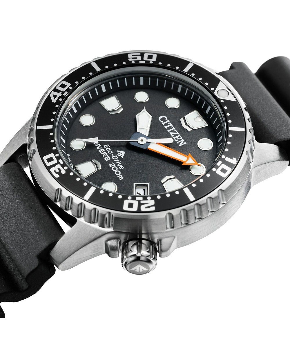 CITIZEN 【ケース径約37mmのボーイズサイズ】大きすぎず小さすぎず絶妙なサイズ感のダイバーズウオッチ 