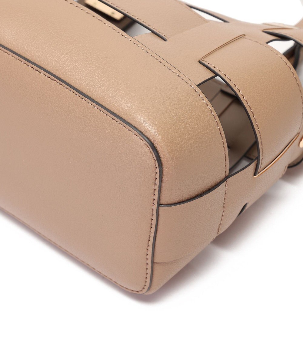 style code 【MERCURYDUO/マーキュリーデュオ】軽量メッシュ　花柄巾着付ミニトートバッグ 