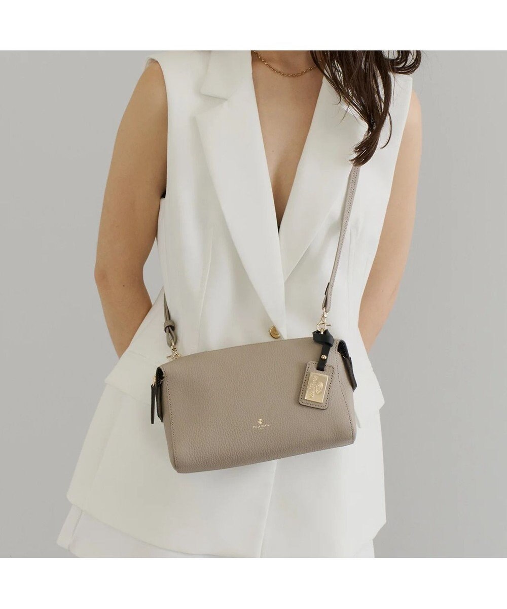 PELLE BORSA シンプルショルダーポシェット Reinette レネット 4717 