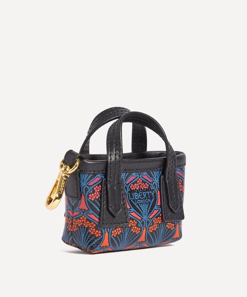 LIBERTY. アイフィス ドーン マールボロ チャーム 