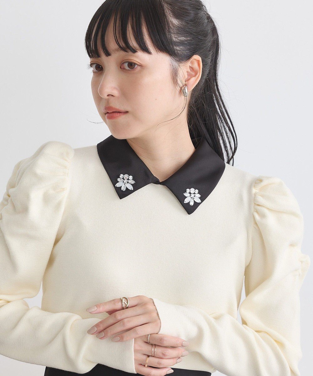 earth music&ecology 襟ビジュー付きニットプルオーバー 