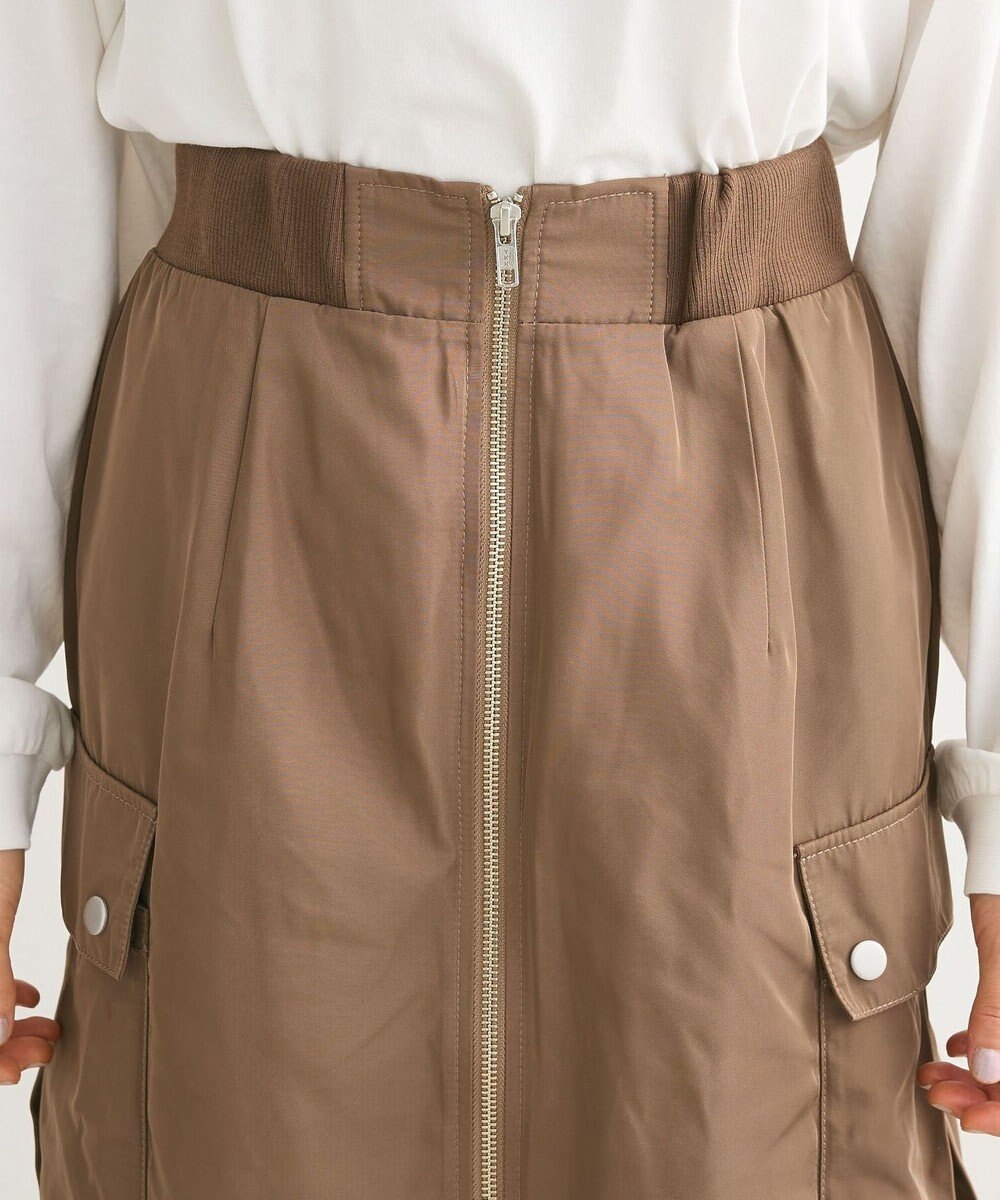 Green Parks ・ＳＵＧＡＲ　ＳＰＯＯＮ　ミリタリーＩラインスカート 