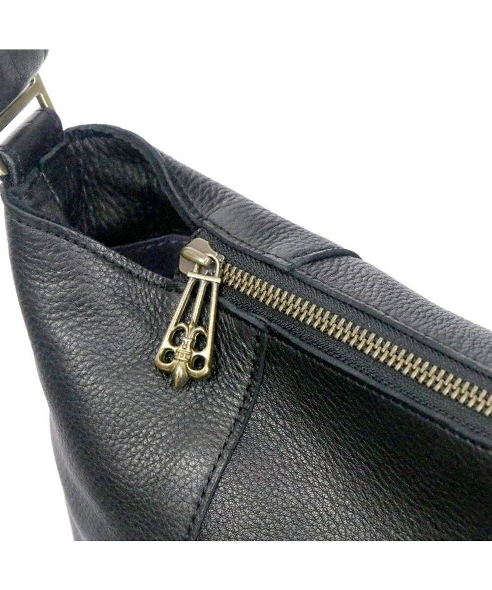 Regalo Felice 【A4サイズが入る / たっぷり収納】ショルダー大 / REGALO 