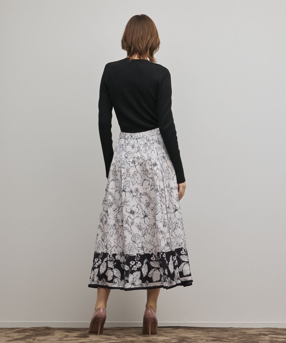 GRACE CONTINENTAL フルーツフラワープリントスカート 