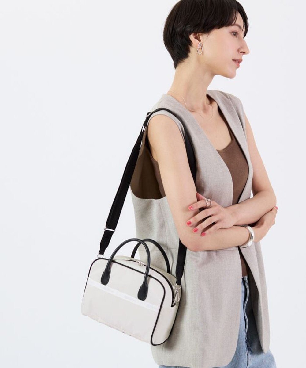 LeSportsac SQUARE TH CROSSBODY/アップタウンパールシャイン/ブラック 