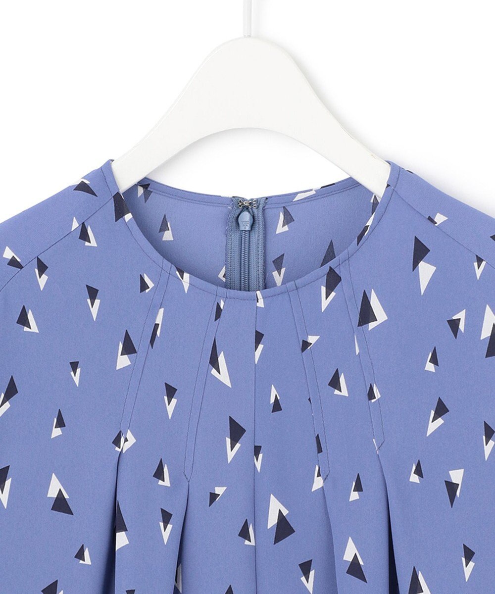 ICB 【UVケア・速乾】Back Satin Amunzen クルーネックブラウス 