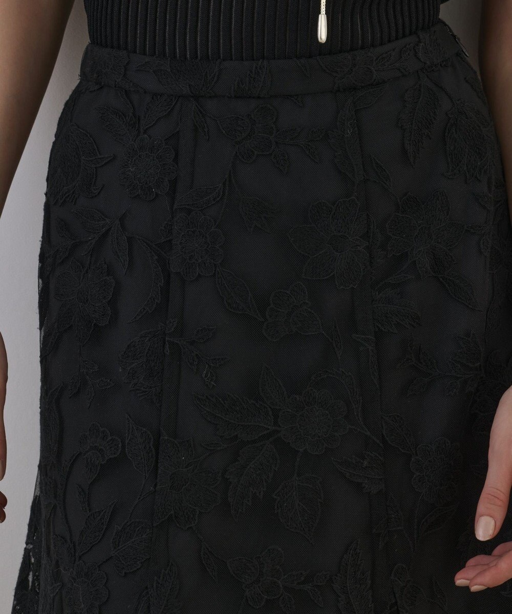 GRACE CONTINENTAL エンブロイダリーフレアスカート 