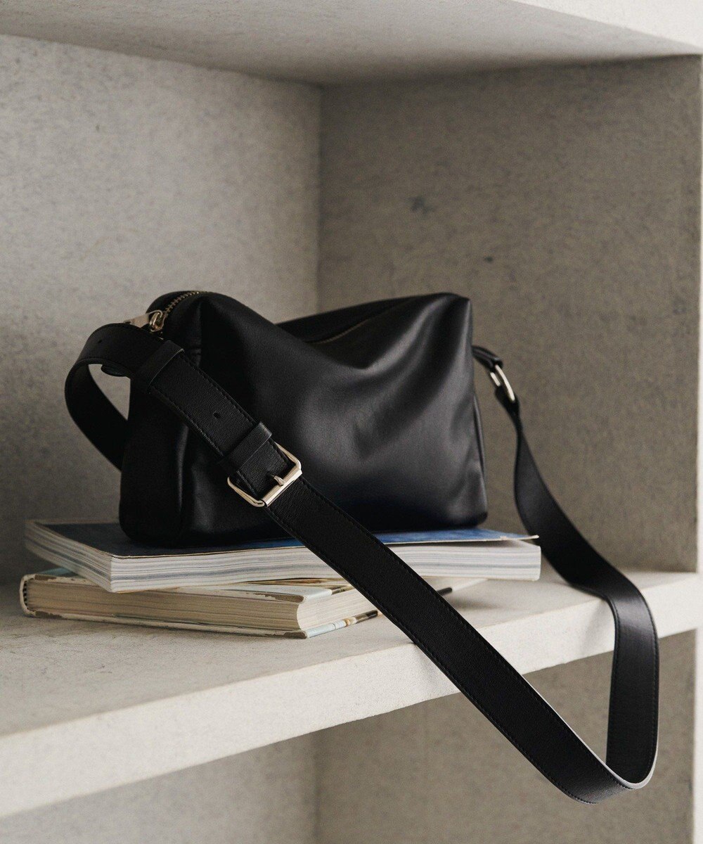 russet レザースクエアショルダーバッグ(CE-1575) 