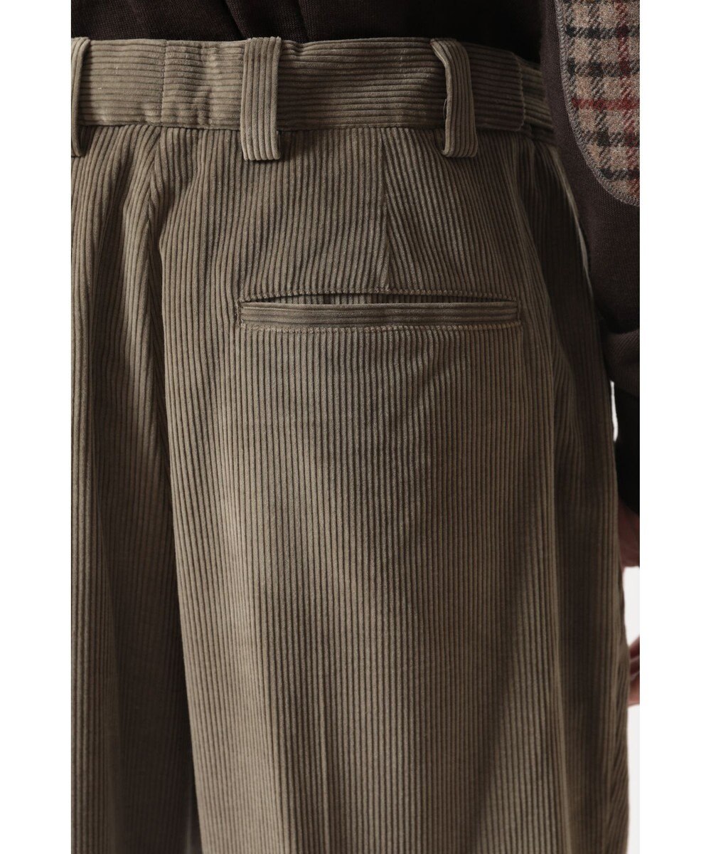 DAKS ソフトコーデュロイ ワイドレッグ ディーププリーツパンツ 