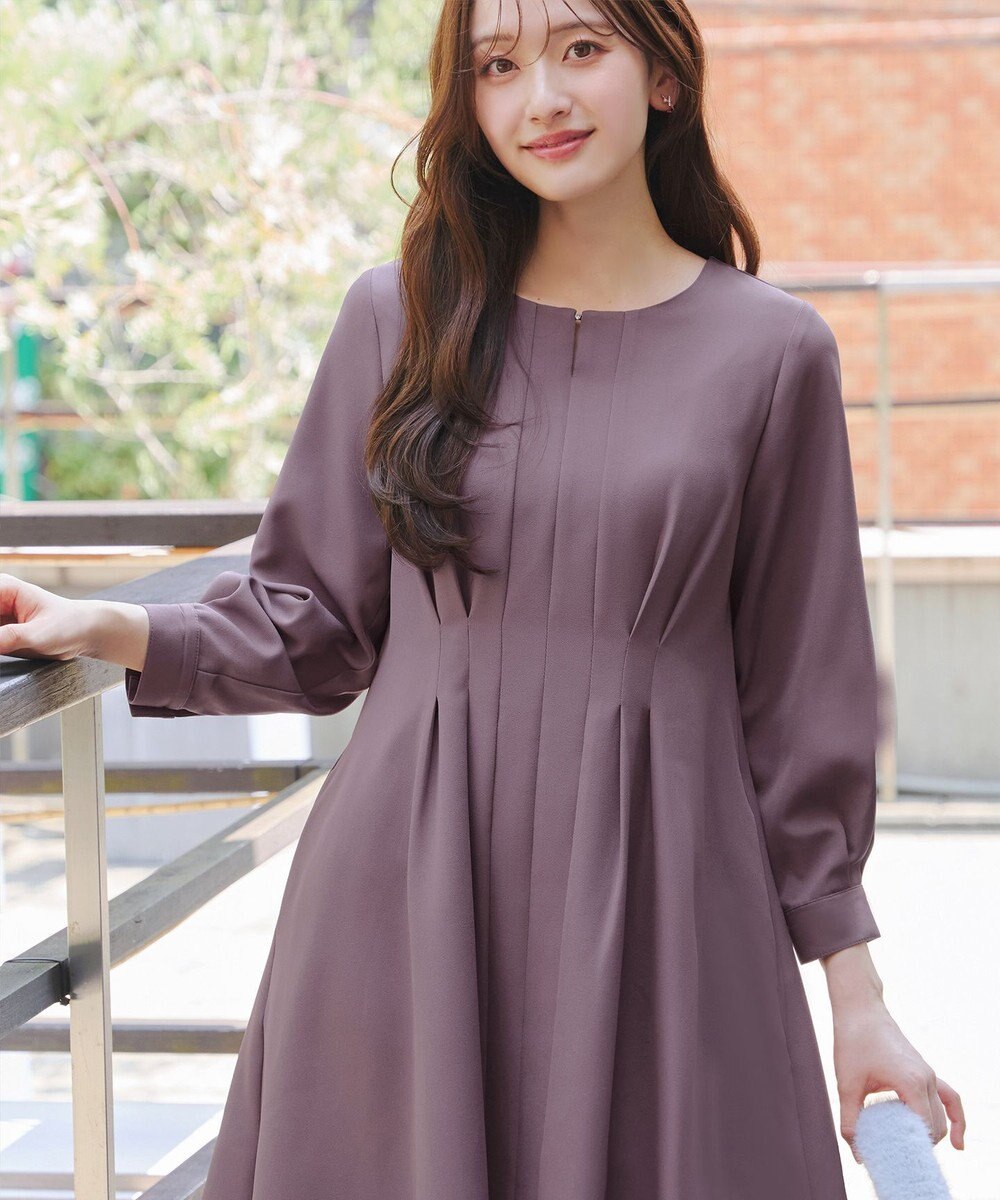 Tiaclasse 【洗える】ビジュー付きフロント切替タックワンピース 