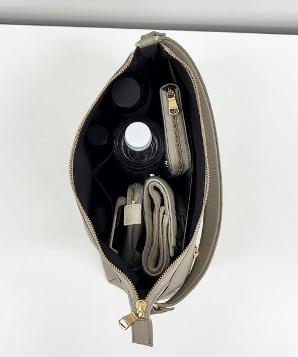 russet エンボスモノグラム2WAYショルダーバッグ(CE-1692) 