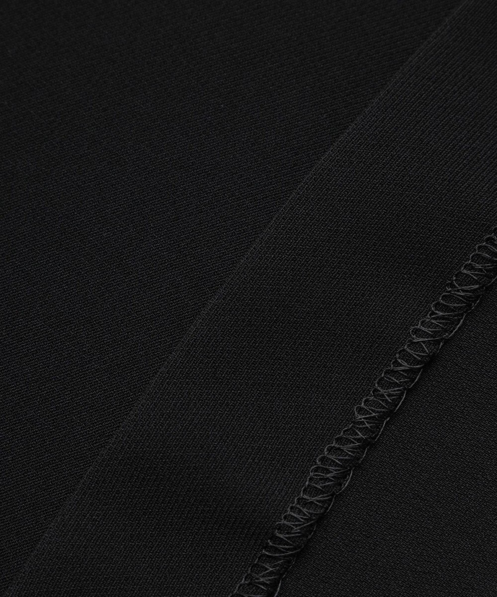 BEIGE， RUE / ドライタッチVネック配色ステッチブラウス 