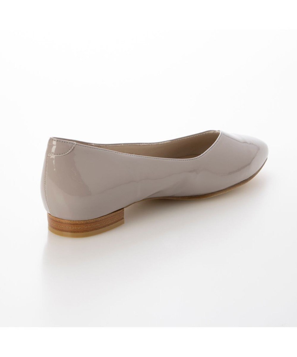 ing <ing>【WEB限定】【レイン対応】Vカットパンプス 