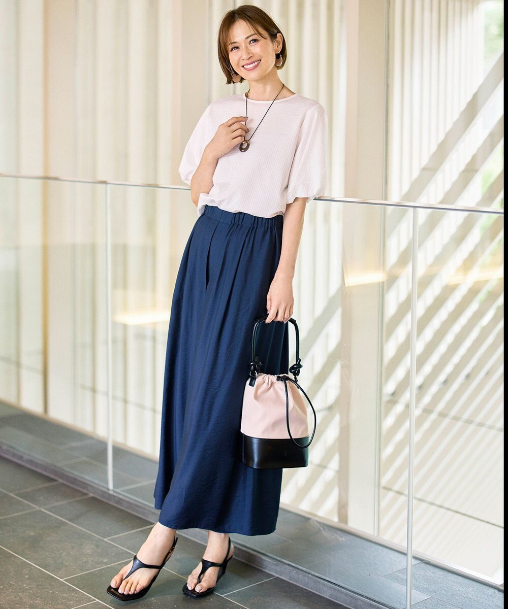 自由区 【SHIHOさん着用・大ぶり】スワール ピアス 