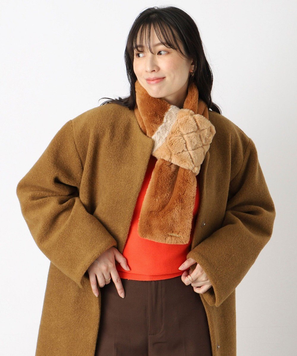 MOONBAT FURLA フェイクファーキルティングマフラー 