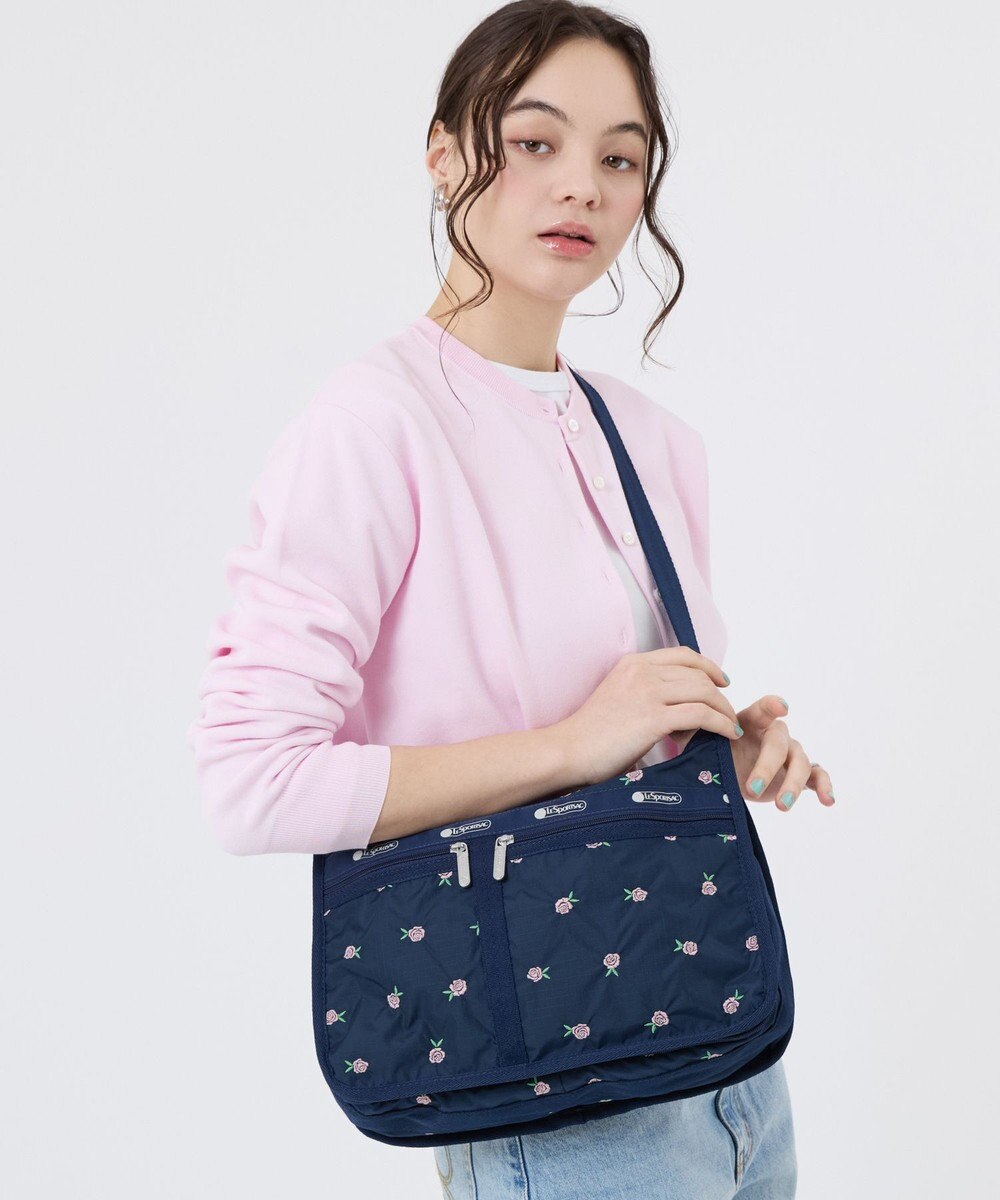 LeSportsac DELUXE EVERYDAY BAG/ピンクローズエンブロイダリー 