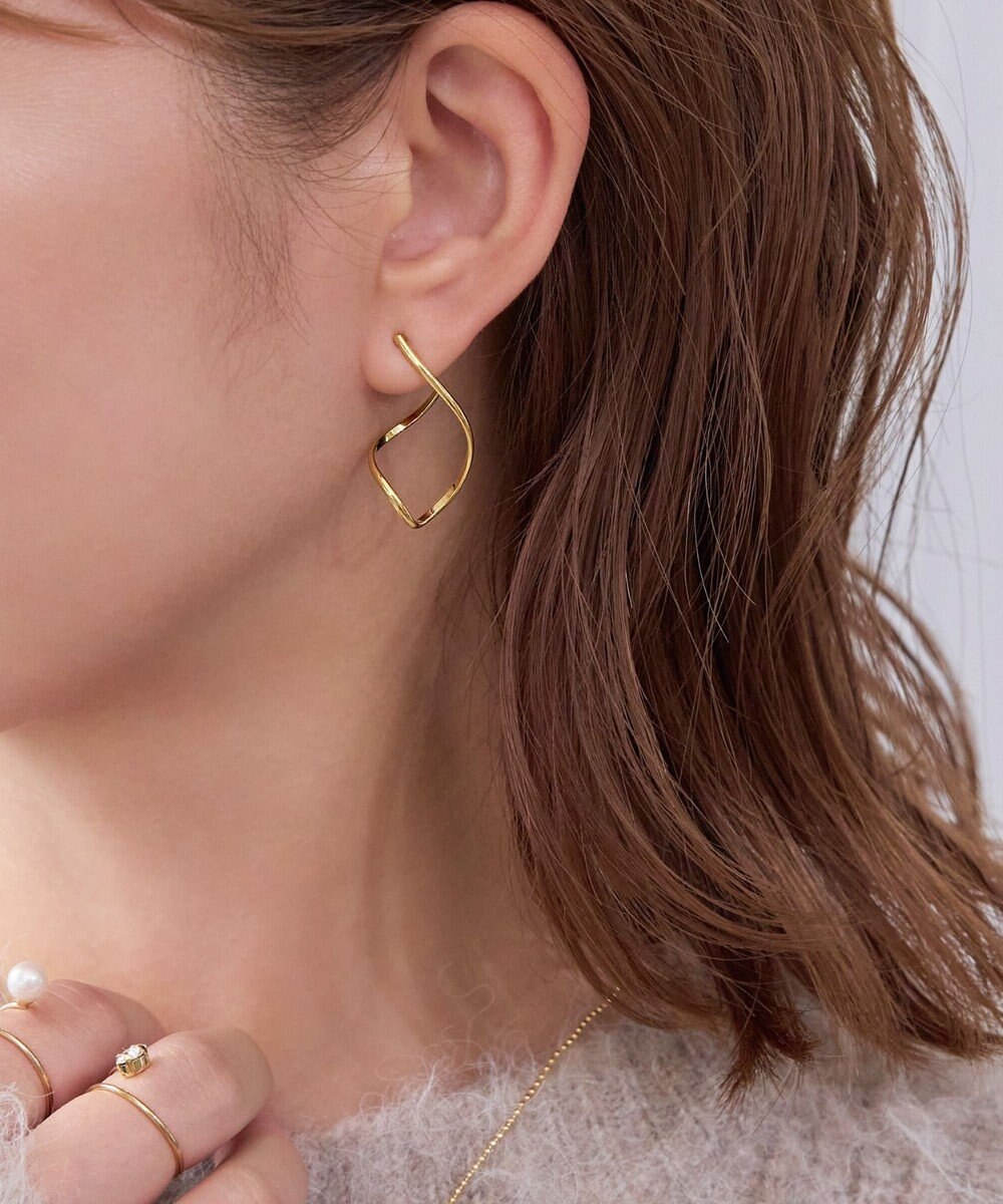 Phoebe 2wayグレースツイストラインピアス 