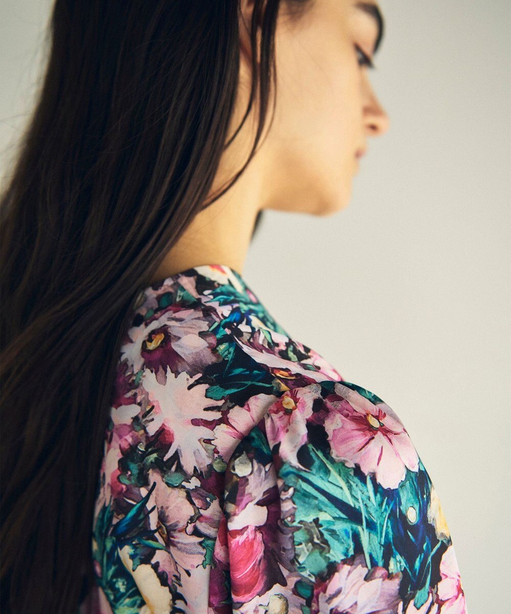 GRACE CONTINENTAL グラデフラワープリントトップ 