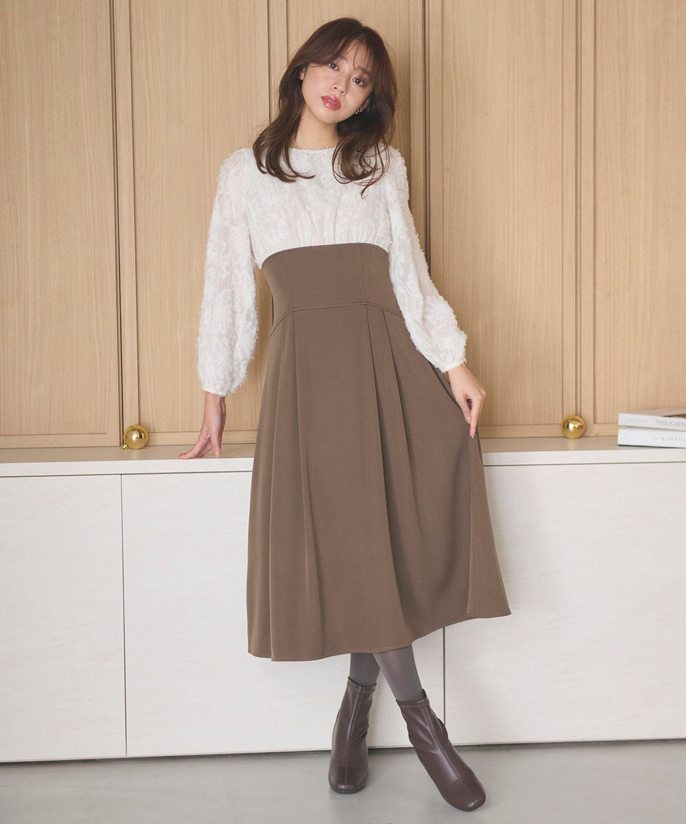 Feroux 【尾﨑真衣さんコラボ商品】コルセットデザイン 綺麗シルエットワンピース 