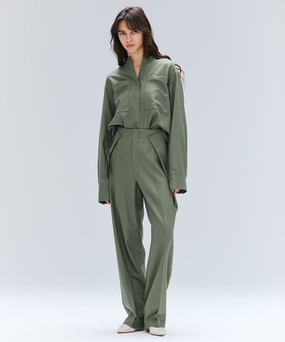 BEIGE， 【VERY NaVY12月号掲載】TERNES / ビックポケットプルオーバーウールブラウス 