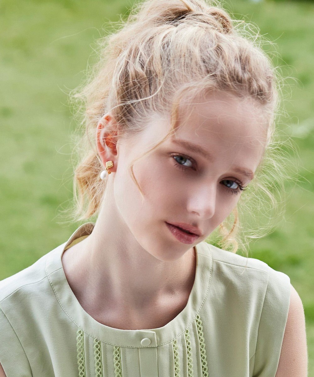 TOCCA CLOVER & PEARL EARRINGS 淡水バロックパールイヤリング 