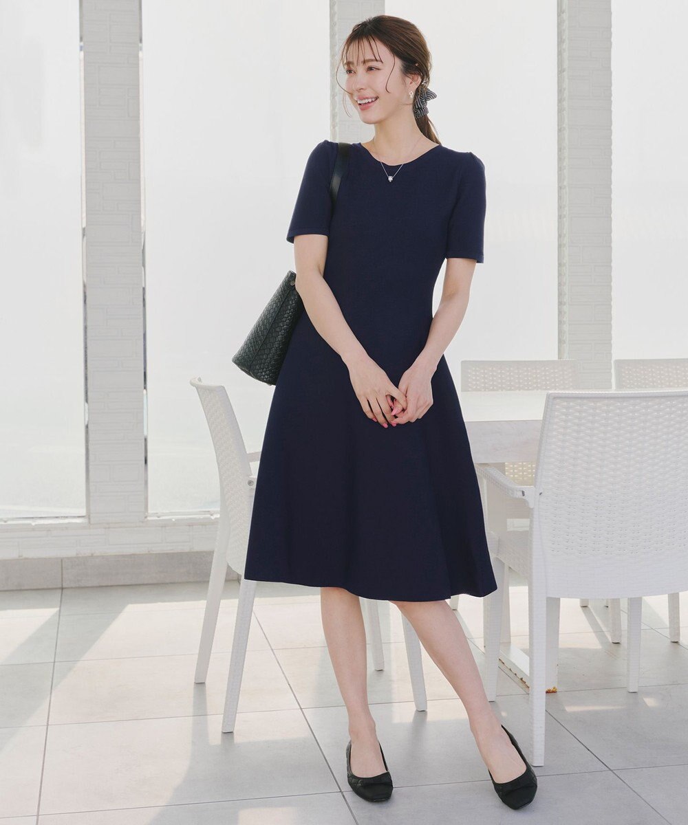 Tiaclasse 【洗える】クルーネック半袖ニットフレアワンピース 