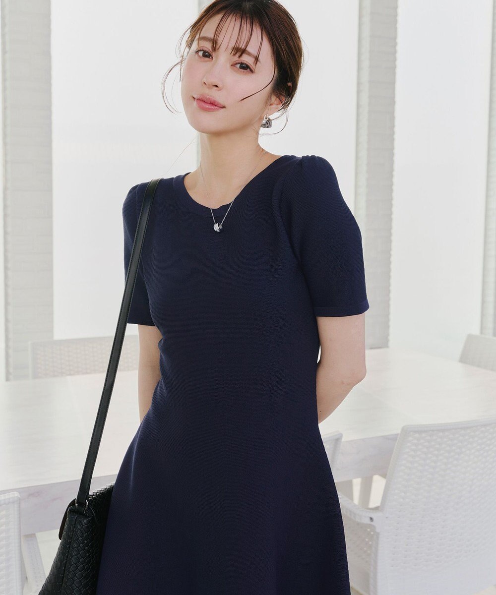 Tiaclasse 【洗える】クルーネック半袖ニットフレアワンピース 