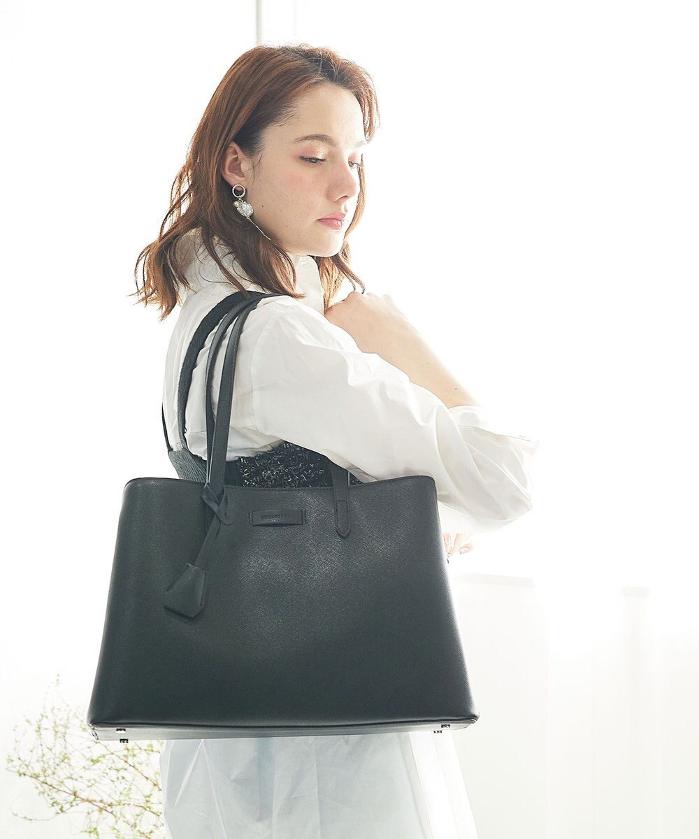 style code 【MERCURYDUO/マーキュリーデュオ】通勤、通学、リクルート両アオリポケットA4トートバッグ　キーチャーム付 