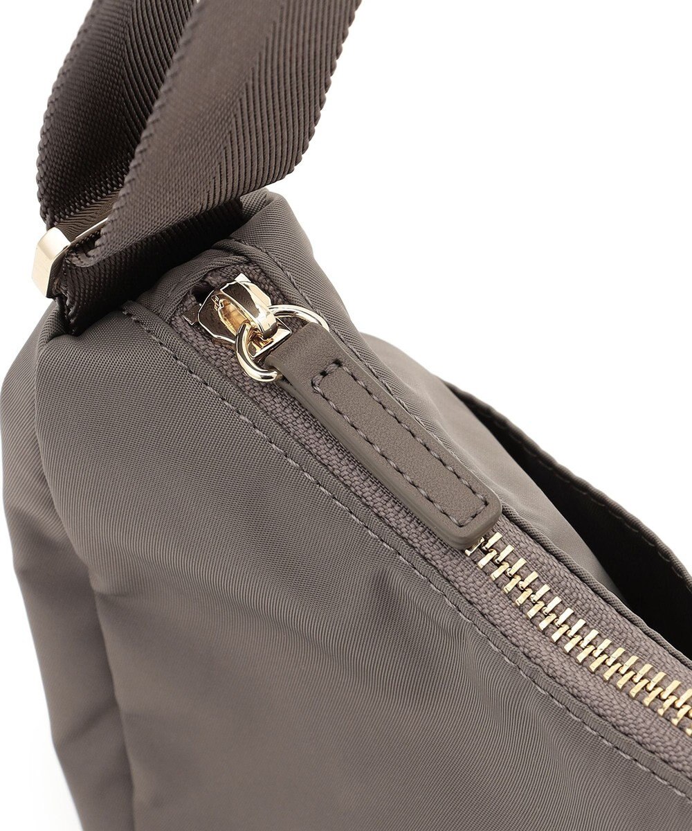 TOCCA MEMORY OF MOON POCHETTE ナイロンポシェット【WEB＆一部店舗限定・環境にやさしい素材】 