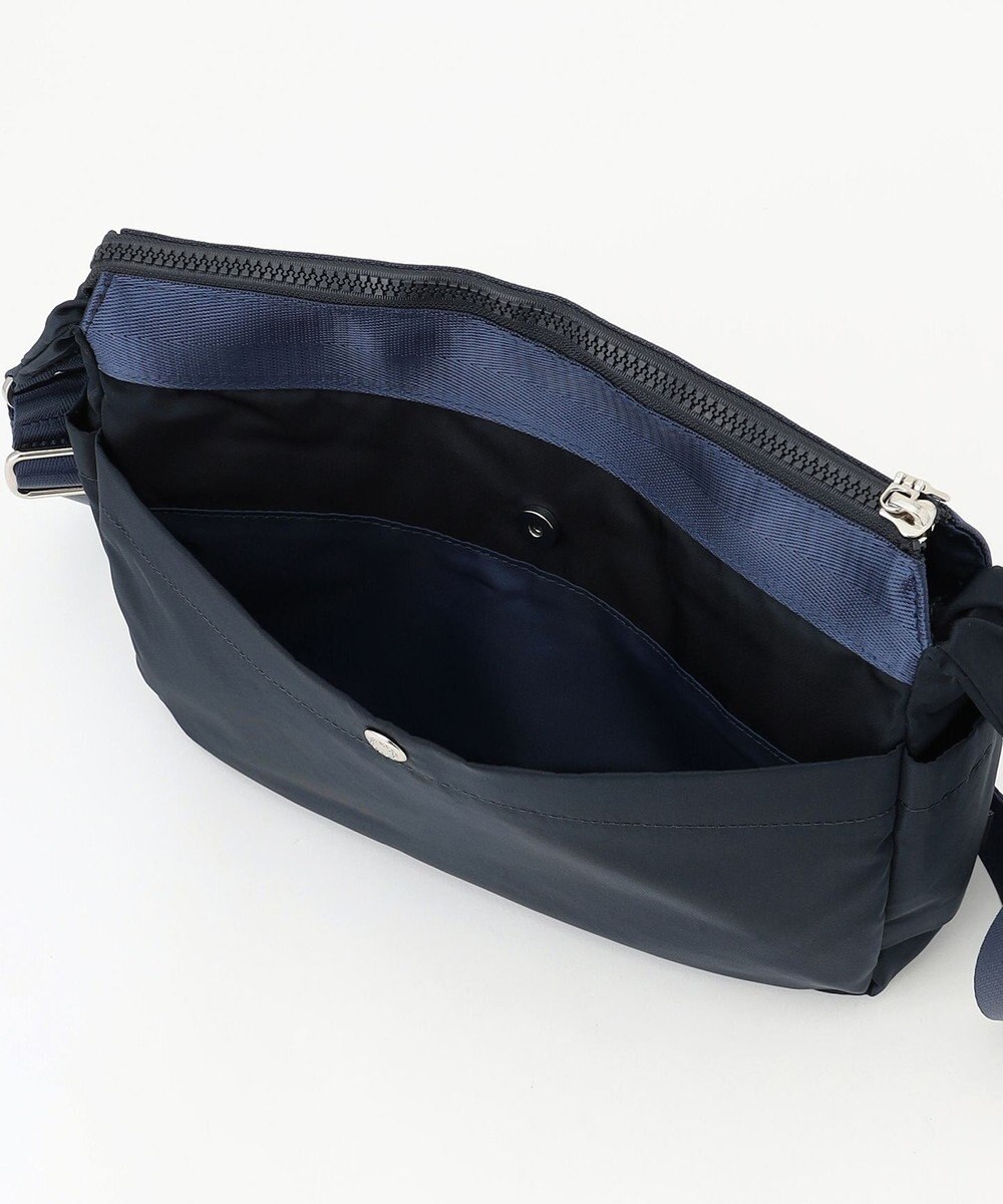 Y'SACCS テープデザイン　トラベルショルダーバッグ 