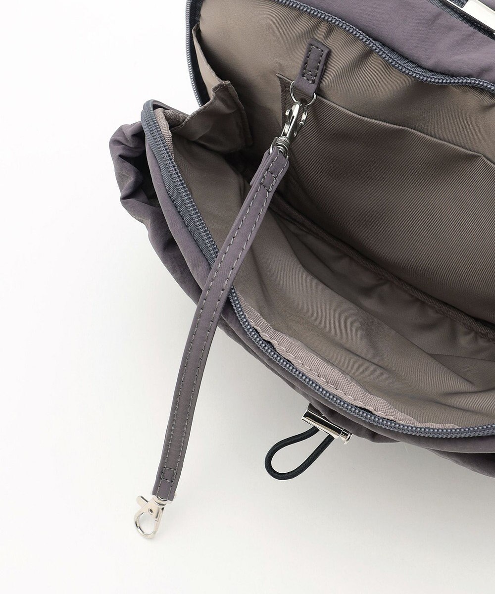 LA BAGAGERIE 【MONICA】クリンクルナイロン　ドロストショルダーバッグ 