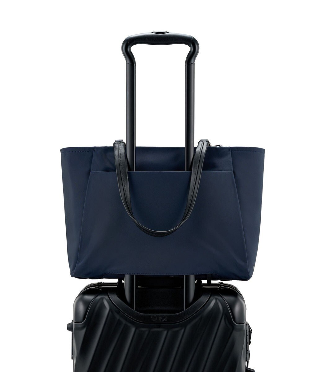 TUMI VOYAGEUR 「ヴァレッタ」ミディアム・トート 