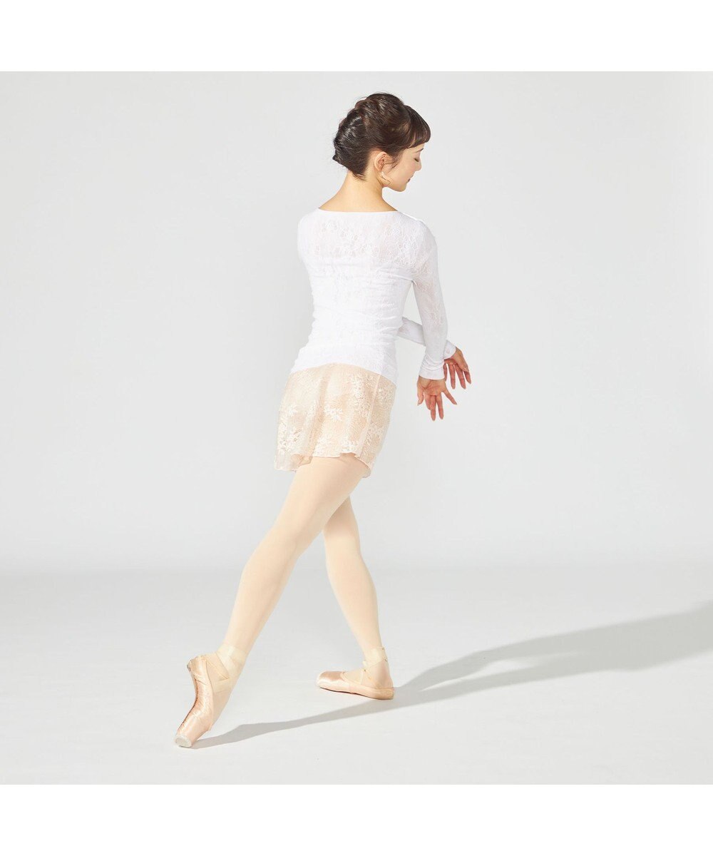 Chacott 【ノーソーイングニット】フラワーブーケプリントニットトップ 