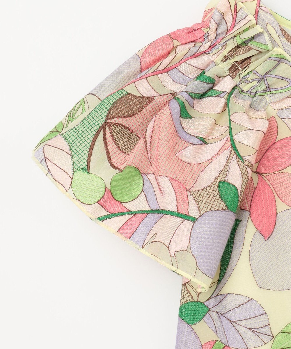 GRACE CONTINENTAL フルーツ刺繍トップ 