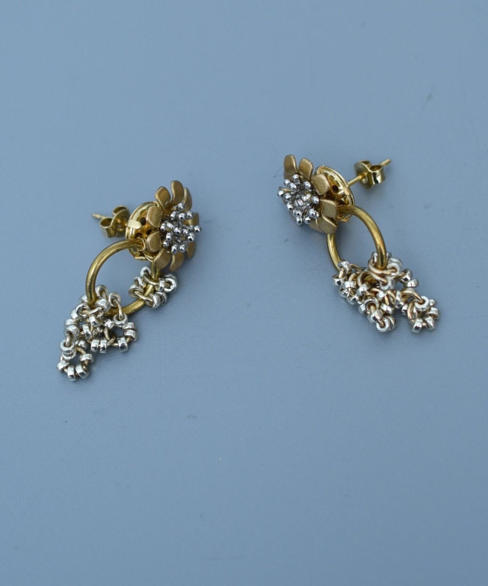 monshiro マーガレットピアス 