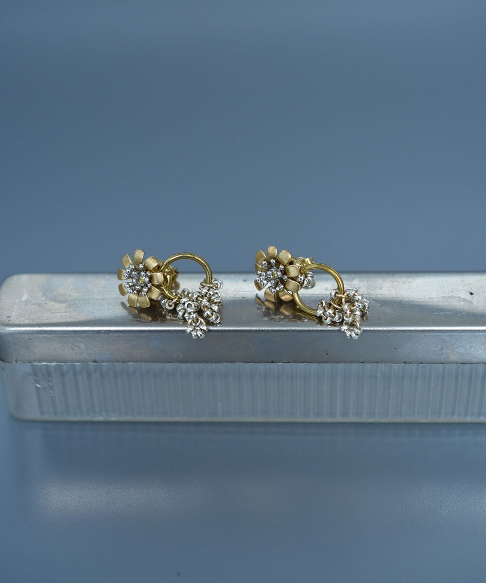 monshiro マーガレットピアス 