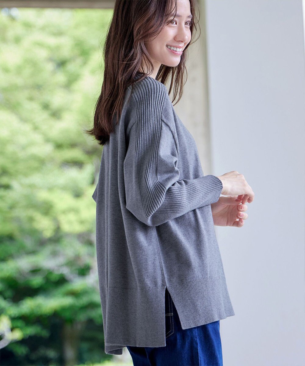 Tiaclasse 【洗える】エンボスロゴニットプルオーバー 