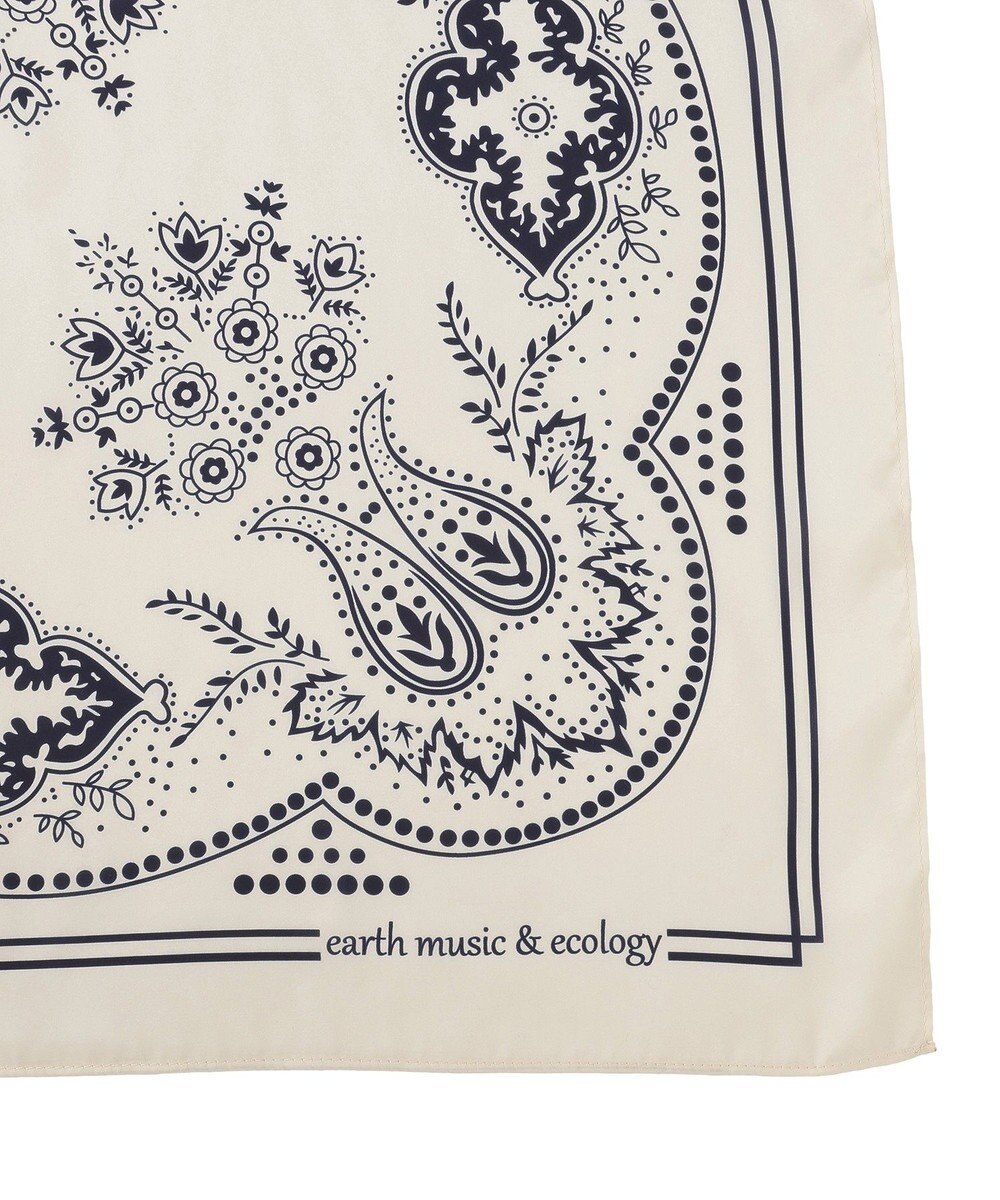 earth music&ecology ボタニカル柄スカーフ（70 ×70） 