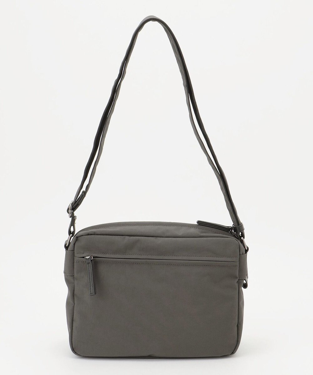 Y'SACCS 【ムック本掲載】クリンクルナイロン　ダブルポケットショルダー 