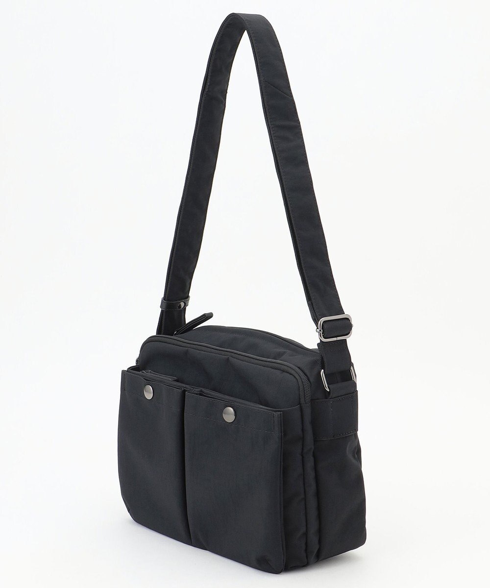 Y'SACCS 【ムック本掲載】クリンクルナイロン　ダブルポケットショルダー 