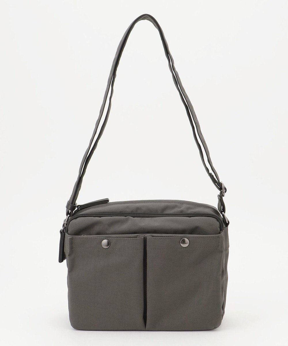 Y'SACCS 【ムック本掲載】クリンクルナイロン　ダブルポケットショルダー 