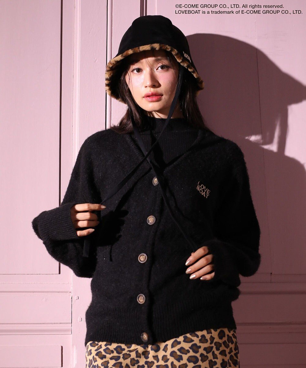 Green Parks ■ＬＯＶＥ　ＢＯＡＴ　ロゴ刺繍ニットカーディガン 