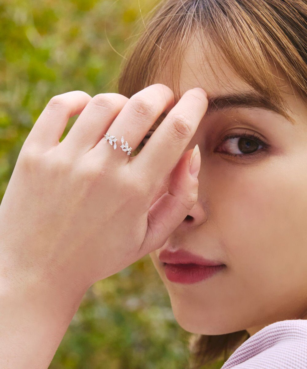 Tiaclasse ボタニカルモチーフストーンリング 