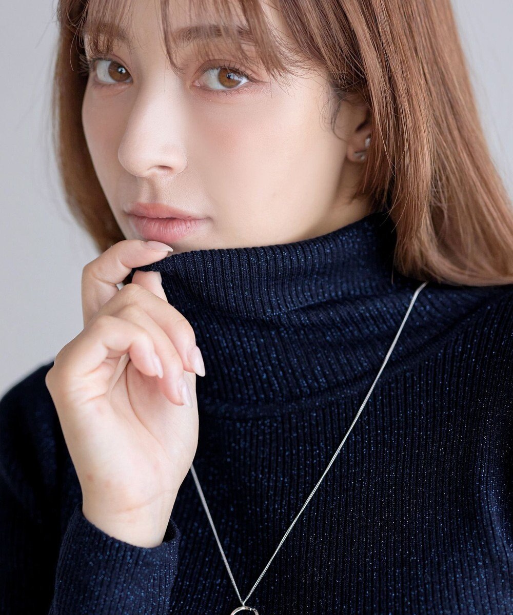 Tiaclasse ウール混ラメタートルネックニット 