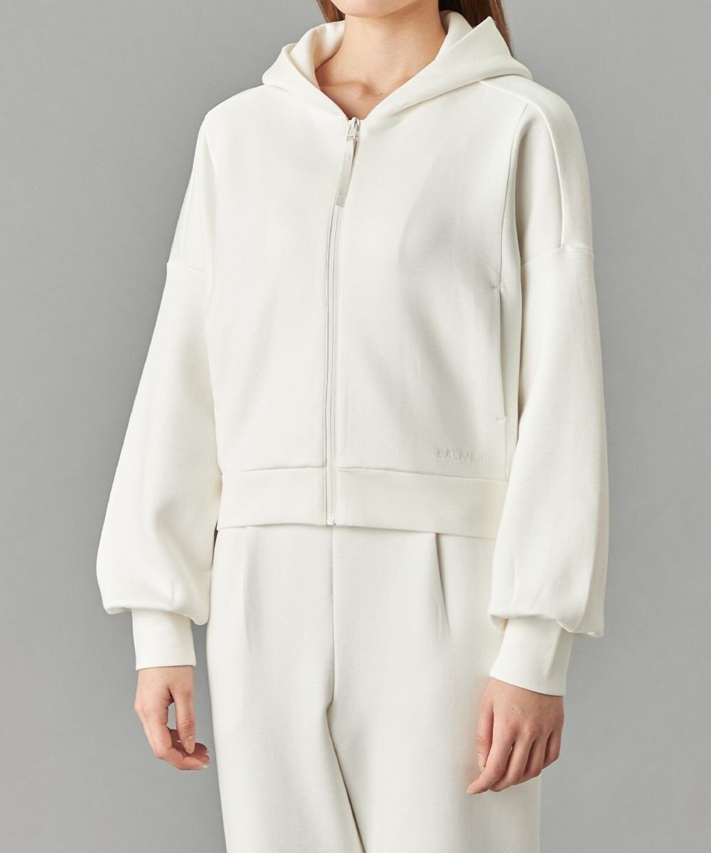 Chacott ダンボールフルジップフーディー 