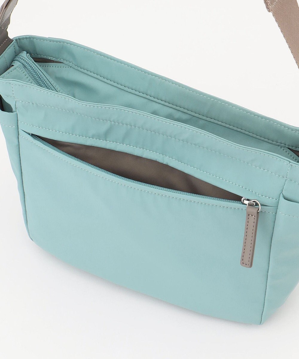 Y'SACCS ダブルタブ　トラベルショルダーバッグ 