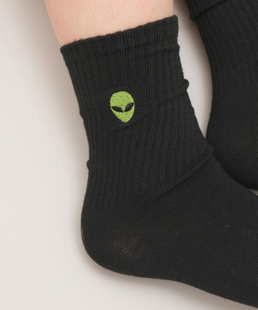 WEGO ワンポイント刺繍クルーソックス 