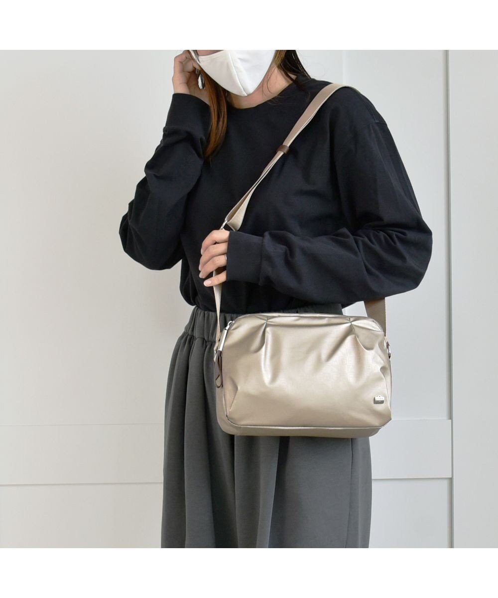 LA BAGAGERIE モノグラムデイリーショルダー 