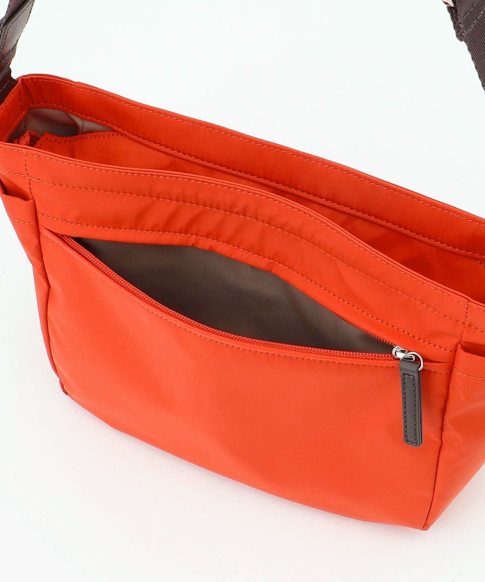 Y'SACCS ダブルタブ　トラベルショルダーバッグ 