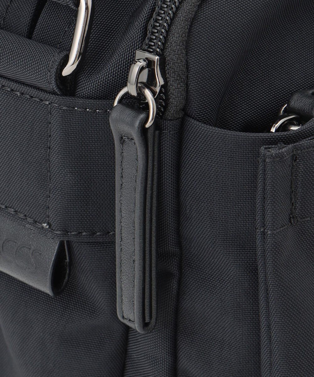 Y'SACCS 【ムック本掲載】クリンクルナイロン　ダブルポケットショルダー 